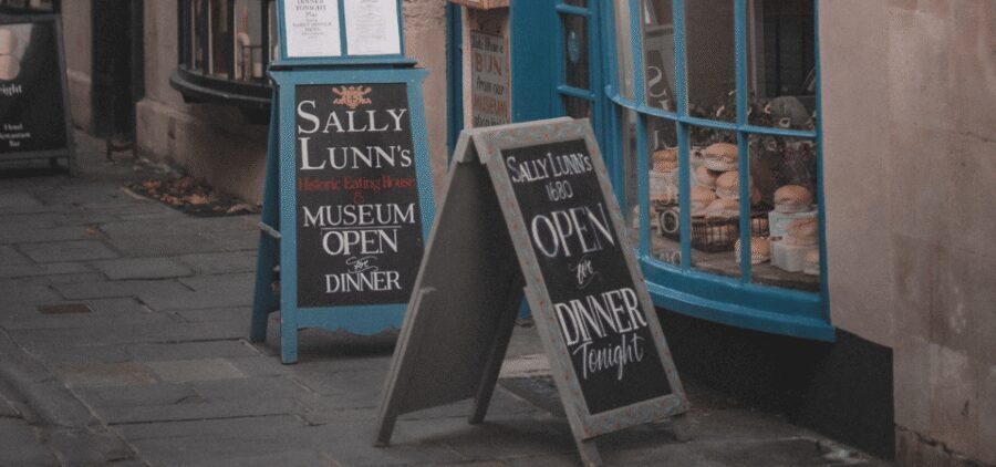 Bath : 2 Hour Historic Walking Tour With An App - Bath Assembly Rooms and the Jane Austen Centre: where social life becomes history