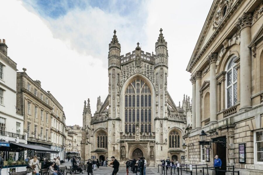 Bath: Bath Abbey and Discovery Centre Entry - Discovery Centre: hands-on activities that make history stick