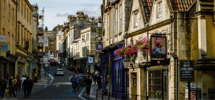 Bath: Bridgeton Walking Tour with an APP - Who this tour suits best (and who should skip)