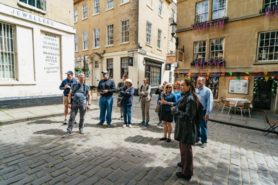 Bath: City Walking Tour with Optional Roman Baths Entry - Guide Quality: Why People Name Them (Tom, George, Jamie, John, Ewan, Anna)