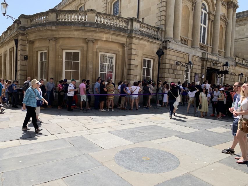Bath: Guided City Walking Tour with Entry To The Roman Baths - Starting at Bath Abbey: where the tour keeps you on track