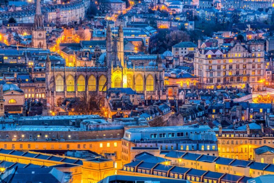 Bath: Guided Ghost Tour - The Bath stops you actually get: Abbey, Queens Square, Theatre Royal, and Victoria Park