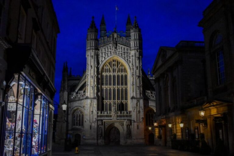 Bath: Guided Ghost Tour - The story content: monks, hangings, witches, and poltergeists