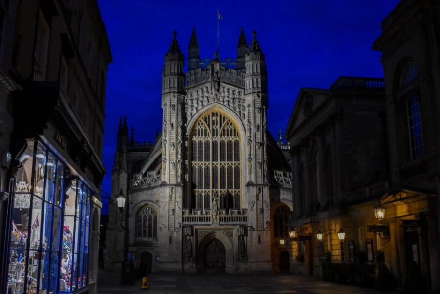 Bath: Guided Ghost Tour - The story content: monks, hangings, witches, and poltergeists