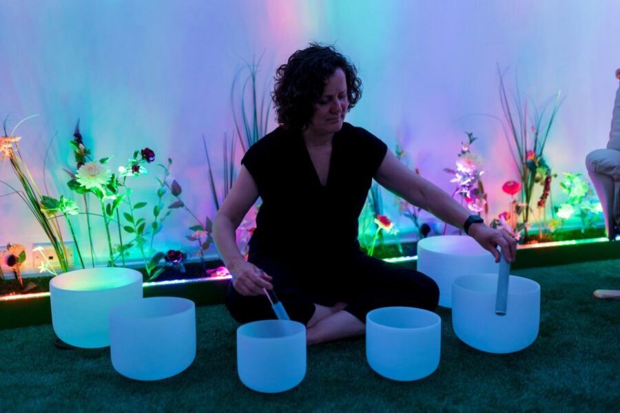 Bath: Guided Relaxation and Sound Bath - Crystal singing bowls and the vibrations you can feel