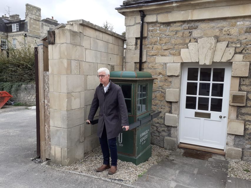 Bath: The Bad of Bath Walking Tour - Bath Abbey: the starting point that keeps the stories grounded