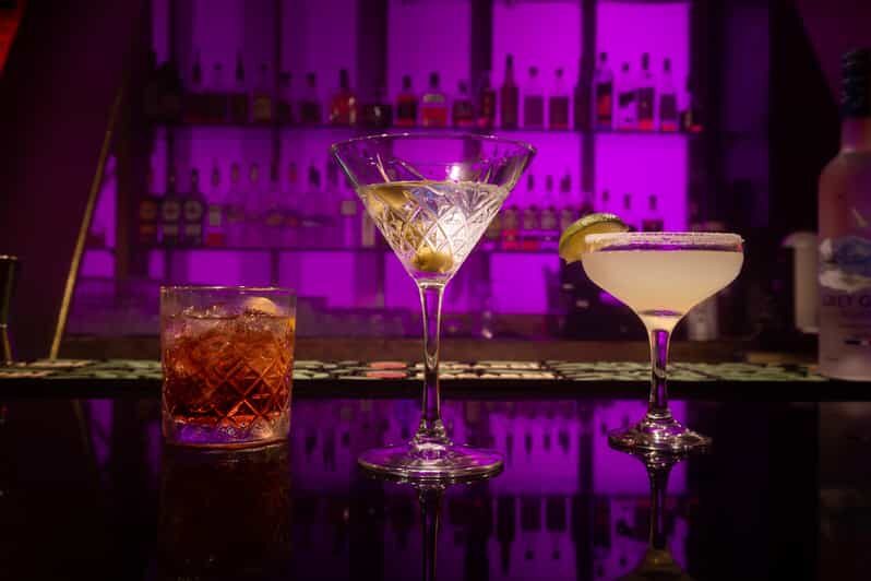 Brighton: Cabaret Carousel Show Ticket - Drinks: what’s included vs what you’ll buy onsite