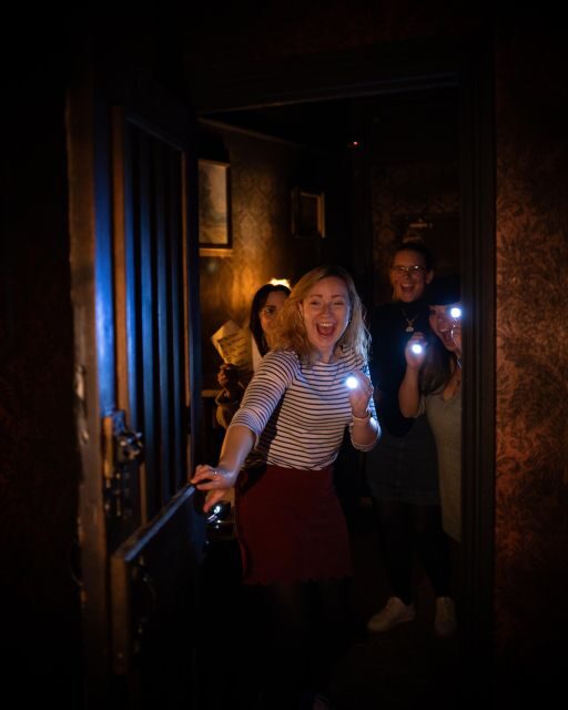 Brighton: The Prince's Panic Murder Mystery Experience - How the One-Hour Game Feels: The Thrill of Solving Quickly