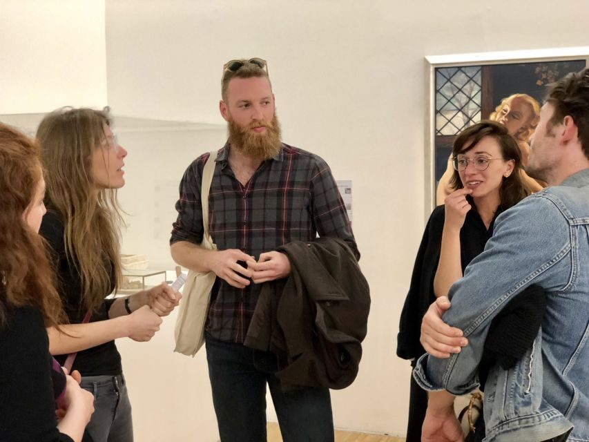 British Museum & National Gallery Highlight Tour 8 guests 5h - Pace and logistics: what moderate walking really means in practice