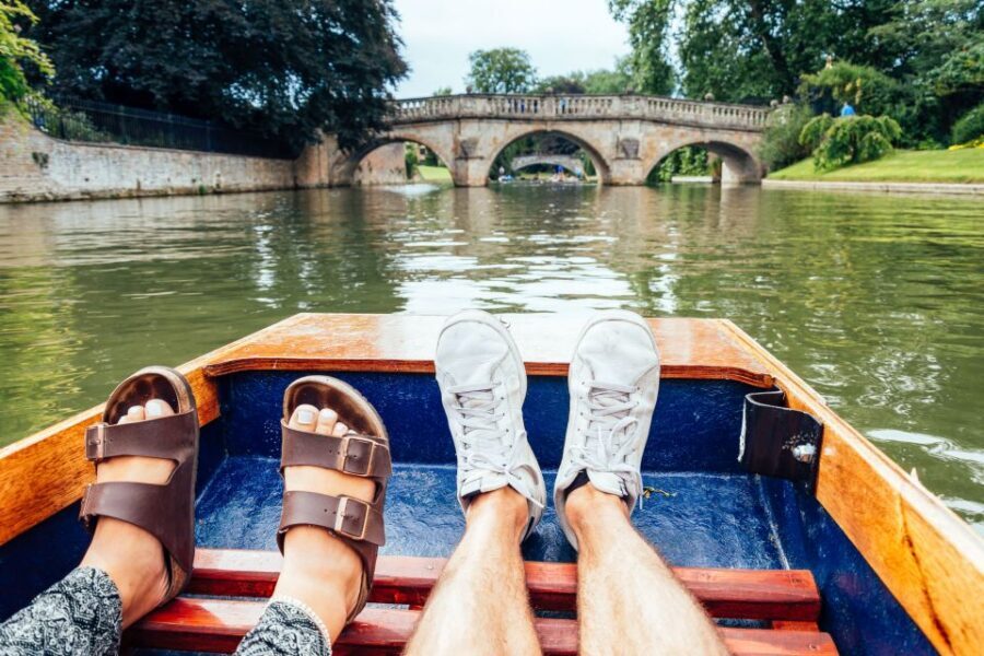 Cambridge: Guided River Cam Punting Tour - Who should book this River Cam punting tour