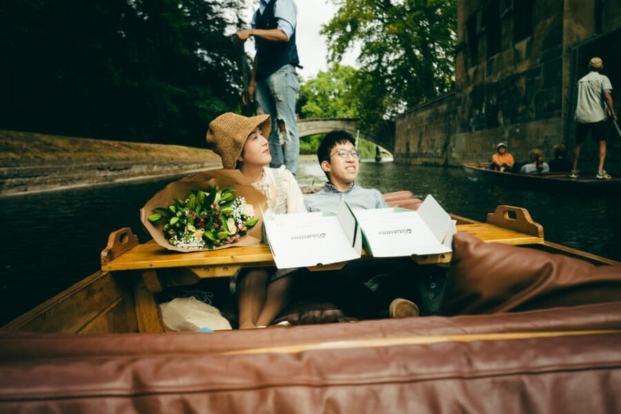 Cambridge: Shared Punting Tour with Guide - Why a River Cam punt beats just walking Cambridge