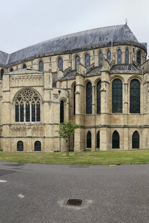 Canterbury: Walking Tour with Green Badge Guide - Stories That Actually Stick: The Characters Factor