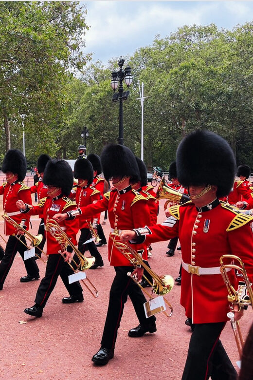 Changing of the Guard at Buckingham Palace - Quick decision: should you book?