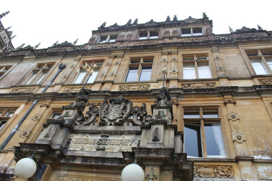 Downton Abbey and Village Small Group Tour from London - The above-stairs vs below-stairs stories that shape your visit