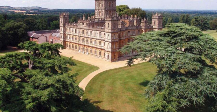 Downton Abbey and Village Small Group Tour from London - Lunch at Highclere: choose picnic peace or restaurant convenience