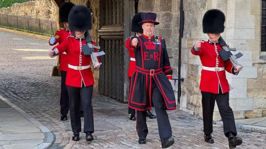 Early Access:Tower of London Opening Ceremony & Royal London - Key Points That Make This Tour Worth It