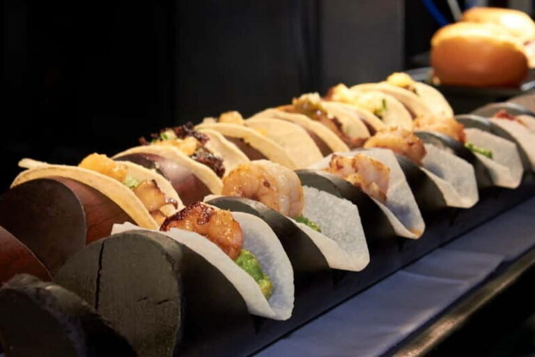 Eating London: Twilight Soho VIP Food & Drinks Tour - Meeting at Spice of Life: starting near the Palace Theatre makes the night easy