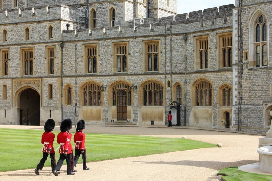 From Brighton: Oxford, Windsor and Eton Full Day Trip - What the best guide moments feel like (especially Fabio)
