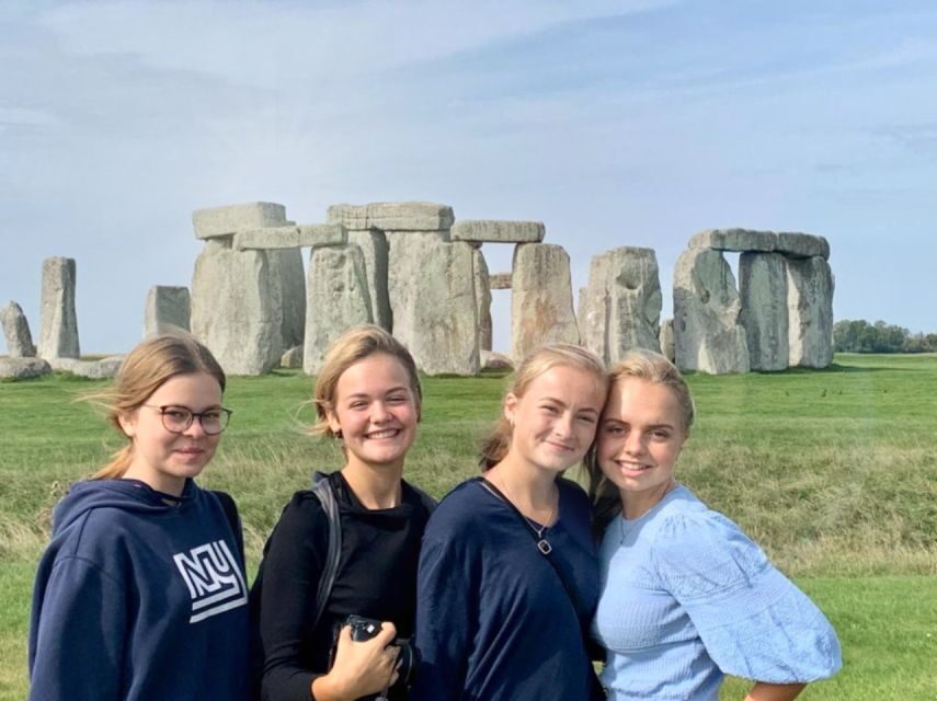 From Brighton: Stonehenge and Bath Full-Day Trip - Royal Crescent, the Circus, and Great Pulteney Bridge: seeing the set pieces in context