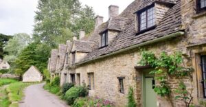 From London: Cotswolds Villages Small Group Day Tour - Getting Going From Gloucester Road Station (and Why It Matters)