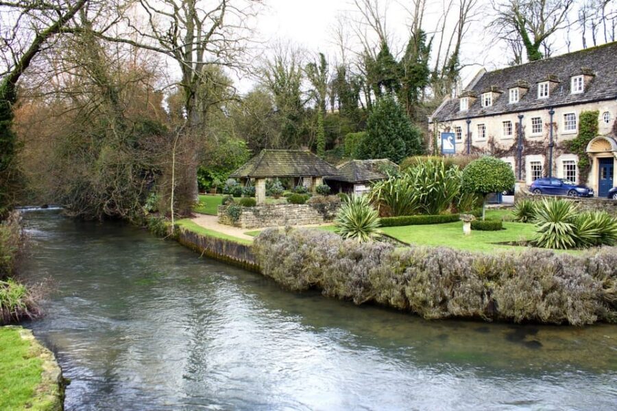 From London: Cotswolds Villages Small Group Day Tour - Guides and Drivers: What You’re Paying For Besides Seats