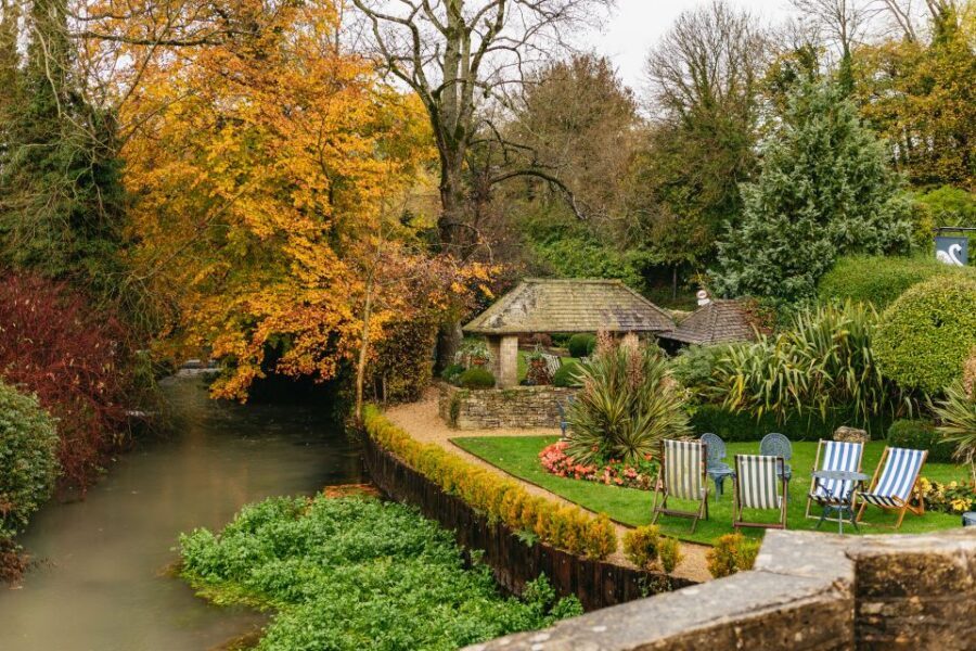 From London: Full-day Cotswolds Tour with Optional Lunch - Stow-on-the-Wold: A Market Town Walk with Big Town Personality