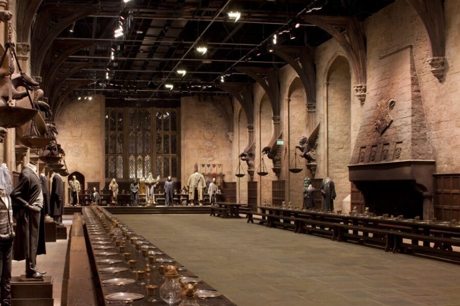 From London: Harry Potter Warner Bros Studio Tour - Hogwarts Express and Platform 9¾: the moment you can actually step into