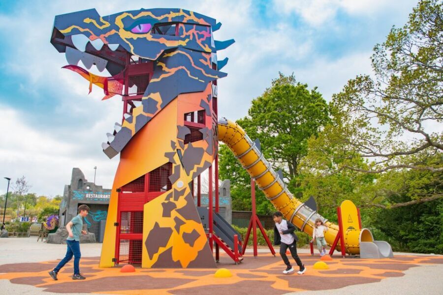 From London: LEGOLAND® Windsor Resort Entry & Coach Transfer - LEGOLAND Windsor in a nutshell: 55 rides across 150 acres of play