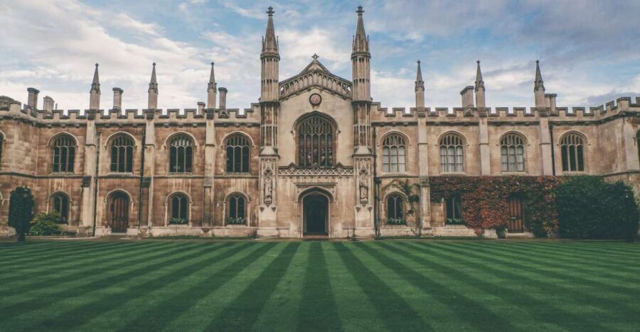 From London: Oxford and Cambridge Guided Day Tour - Cambridge’s big payoff: climbing St. Mary the Great