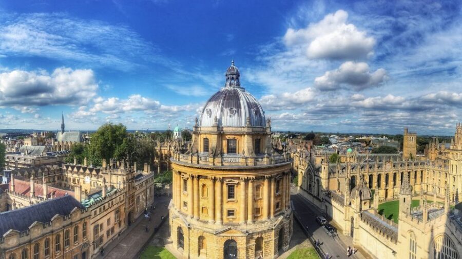 From London: Oxford and Cambridge Universities Tour - Oxford’s dreaming spires mood and the college-lane walk