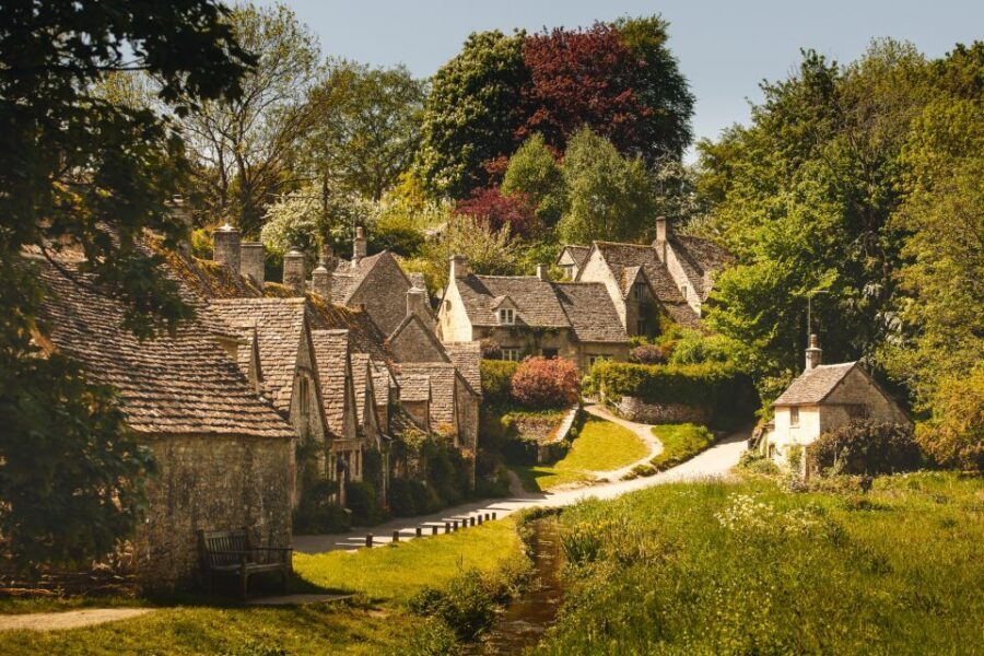 From London: Oxford and Cotswolds Villages Day Trip - Value, Comfort, and Packing for a 10-Hour English Countryside Day Trip