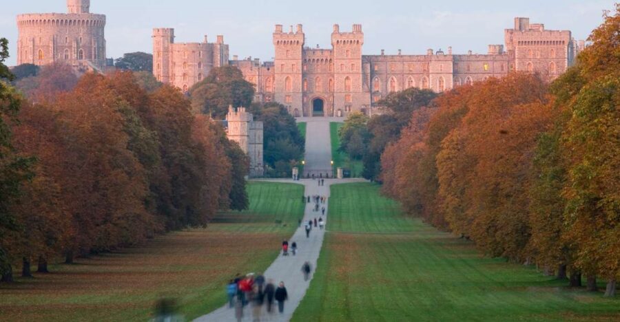 From London: Royal Windsor Afternoon Tour - A Half-Day Windsor Fix from London’s Vauxhall Bridge Rd