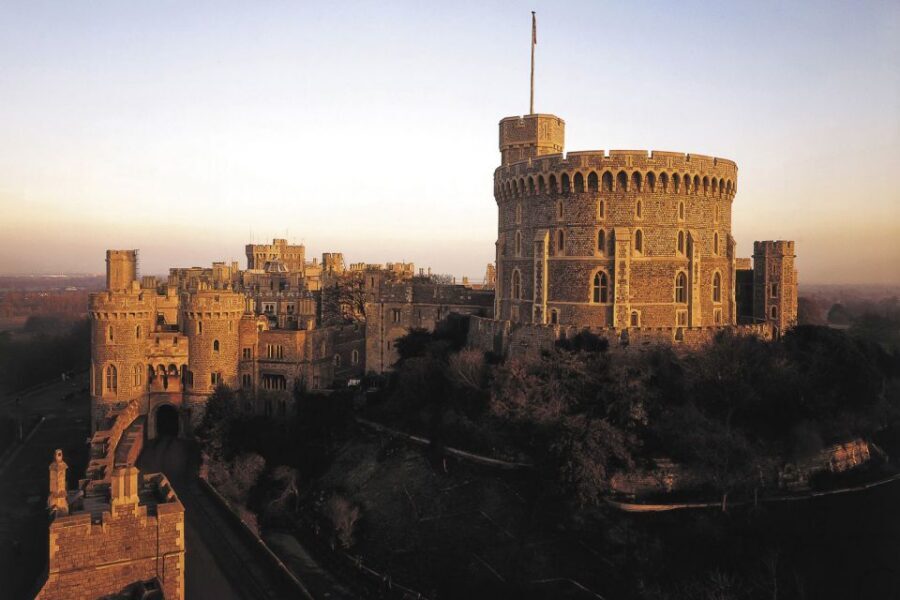 From London: Stonehenge, Windsor, and Bath Small Group Tour - Bath: UNESCO city sights with smart time limits