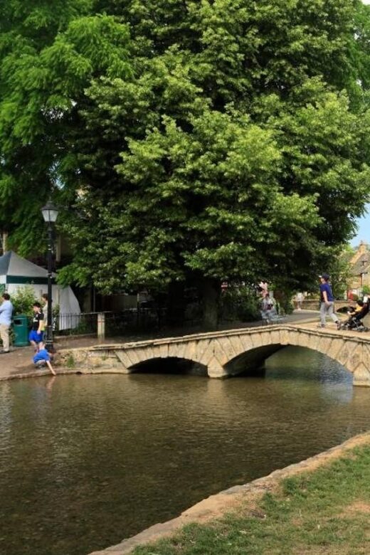 From London: The Cotswolds Day Trip with Lunch - Burford: Honey-Stone Streets and a Proper Pause