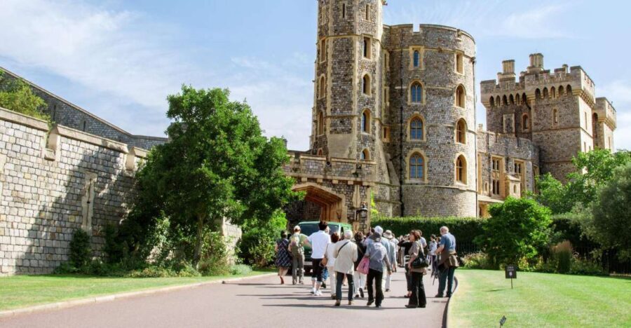 From London: Windsor Castle, Bath, and Stonehenge Day Trip - Should you book this Windsor, Stonehenge, and Bath trip?