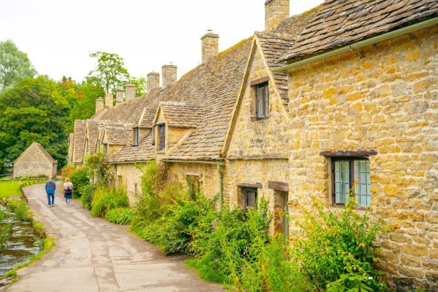 From Stratford-on-Avon/Moreton-in-Marsh: Cotswolds Day Tour - Bibury and Arlington Row: the cottages you came for, plus time to look closely