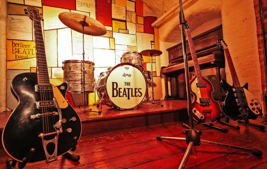 Full-Day Beatles and Liverpool Tour from London - Who this Beatles London-to-Liverpool day trip is best for