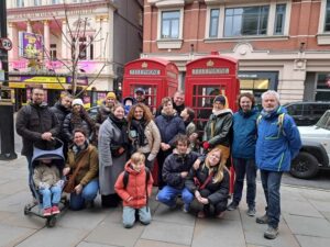 German London : The Ultimate Walking tour - Finding Bosideng and getting started on time