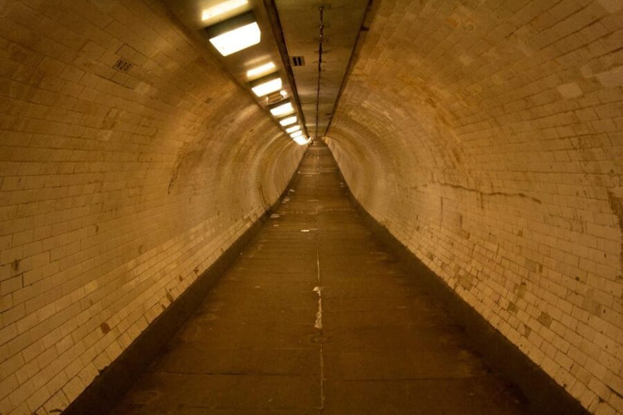 Ghosts of Greenwich: London's Haunted Walking Tour - Comfort tips: shoes, weather, and keeping up