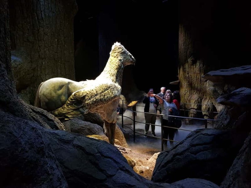 Harry Potter Studio Ticket & Tour of London Film Locations - Magic in the City: Leicester Square and how the day starts