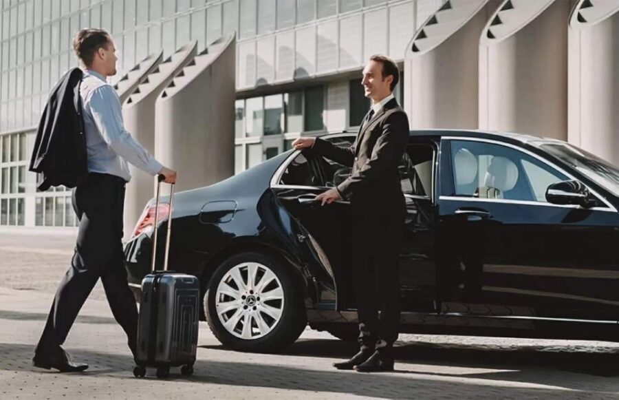 Heathrow to London taxi- Private, Comfortable Punctual. - Key things to know before you book