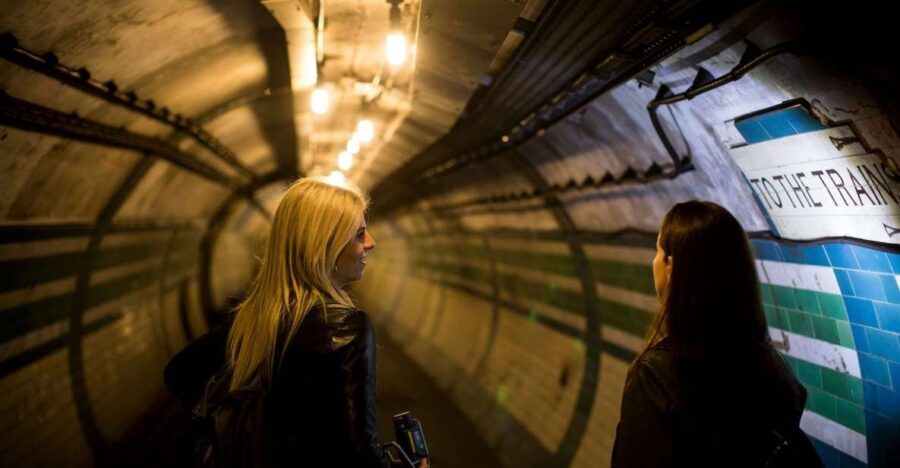 Hidden Tube Tour - Piccadilly Circus: The Heart of London - Where you meet and how the 75 minutes plays out