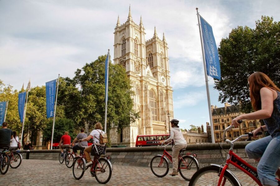 Highlights of Royal London Bike Tour (3 Hours) - The guide experience: Charles, Ashley, Fran, Dominique, Matt, and what they’re praised for