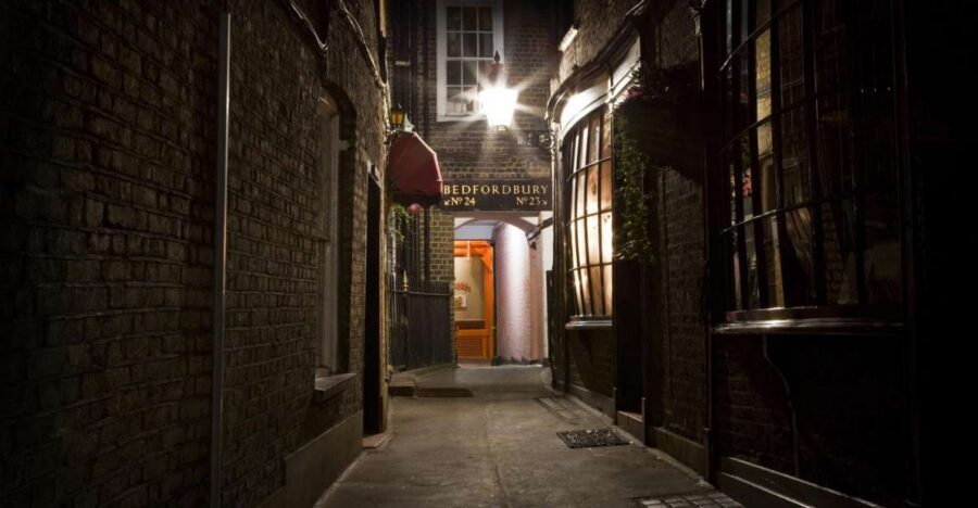 Jack The Ripper Tour in London's East End - Murder-site seeing: what you get from walking the places themselves