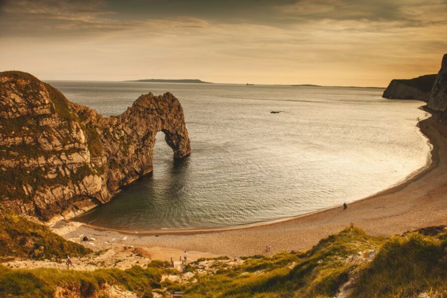 London: 3-Day Stonehenge, Bath & South West Coast Tour - Should you book this Stonehenge, Bath & South West Coast Tour?