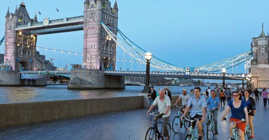 London: 3-Hour Sunset Bike Tour - Tower Bridge to St Katherine’s Dock: the fairytale start and the calm river section