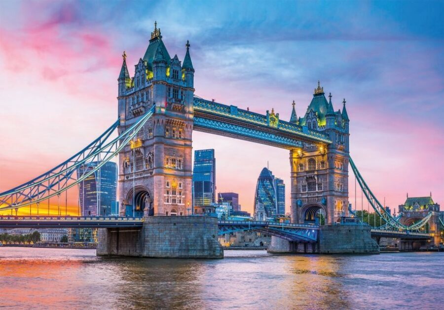 London: 3-Hour Sunset Bike Tour - The riverside pub stop and the Three Stags drop-off