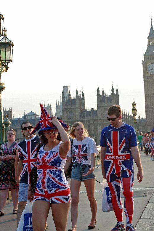 London: 3-Hour Sunset Bike Tour - Meeting at Kennington and choosing the right “ride mindset”