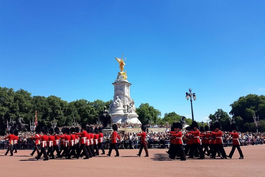 London: 30 London Sights Guided Walking Tour - Key things that make this London highlights walk worth it