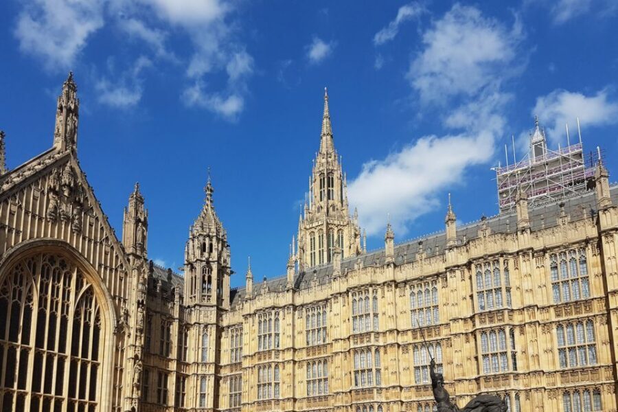London: 30 London Sights Guided Walking Tour - Meeting outside The Ritz: how to start without stress